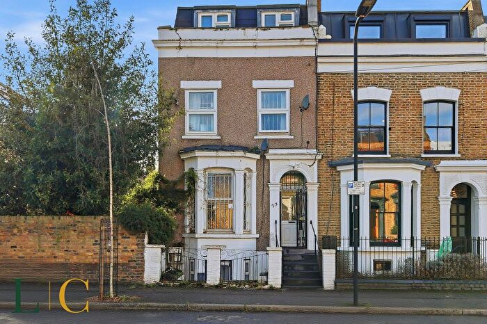 5 Bedroom End Terrace House For Sale In Chippendale Street, London, E5