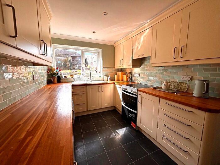 3 Bedroom Detached House For Sale In Bay Crescent, Swanage, Dorset, BH19 - Photo 11
