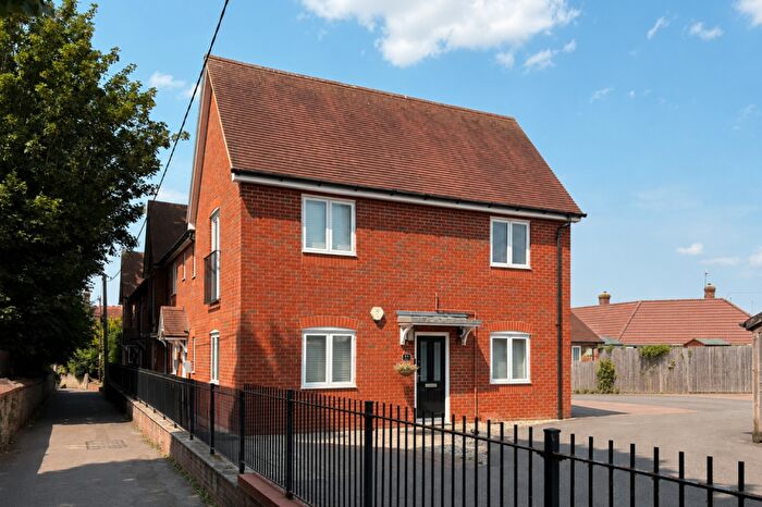 2 Bedroom Apartment For Sale In Eagles Close, Wantage, OX12