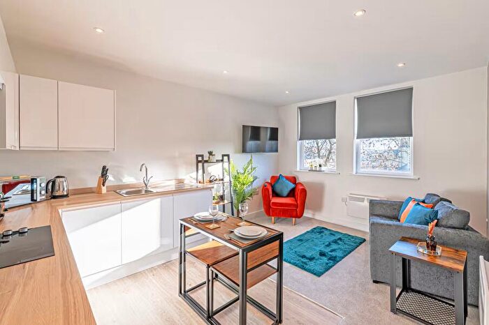 1 Bedroom Flat To Rent In Flat, Prescott Street, Halifax, HX1