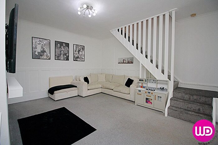 4 Bedroom Terraced House For Sale In Warkworth Crescent, Newburn, Newcastle Upon Tyne, NE15
