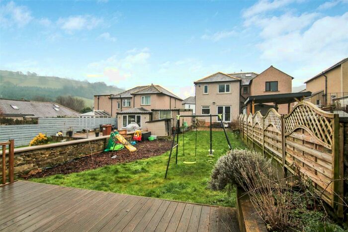 3 Bedroom Semi-Detached House For Sale In Hall Way, Sutton-In-Craven, BD20