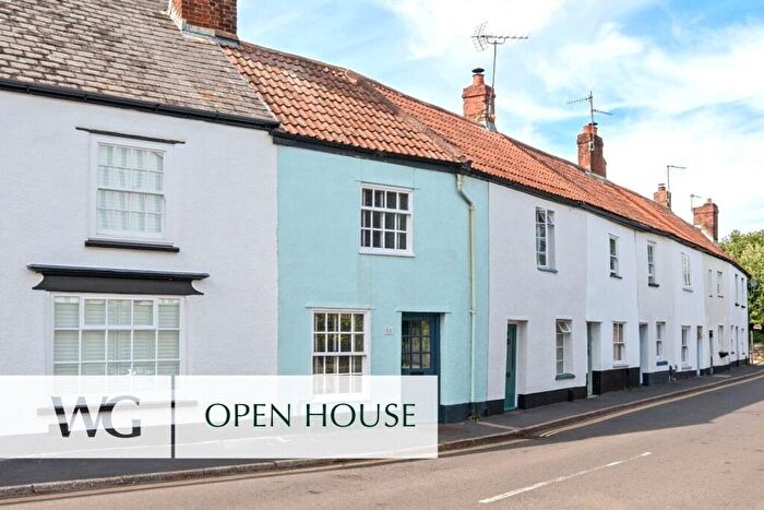 2 Bedroom Terraced House For Sale In Topsham, Devon, EX3