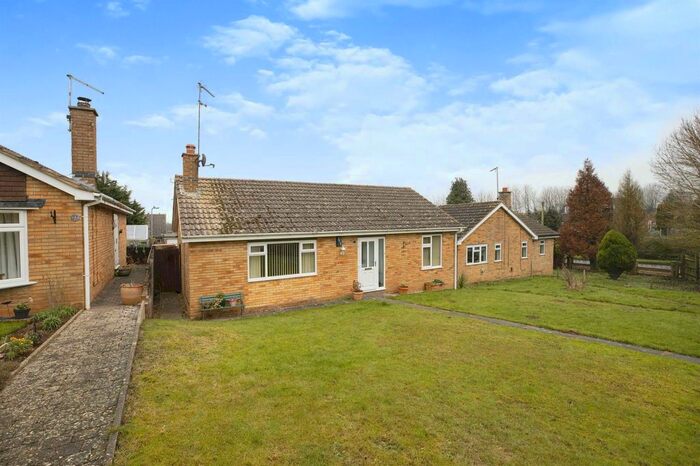 2 Bedroom Detached Bungalow For Sale In Simons Walk, Pattishall, Towcester NN12