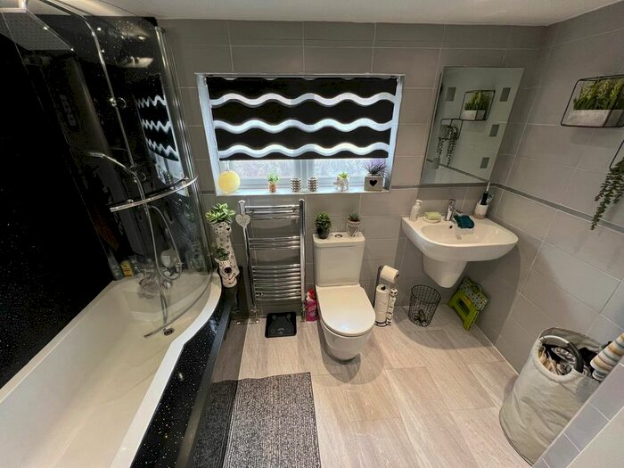 3 Bedroom Terraced House For Sale In George Street Tonypandy -, Tonypandy, CF40