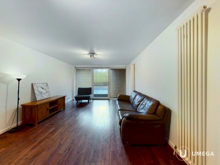 3 Bedroom Flat To Rent In East Pilton Farm Rigg, Pilton, Edinburgh, EH5