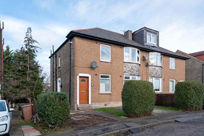 2 Bedroom Apartment For Sale In Carrick Knowe Hill, Carrick Knowe, Edinburgh, EH12