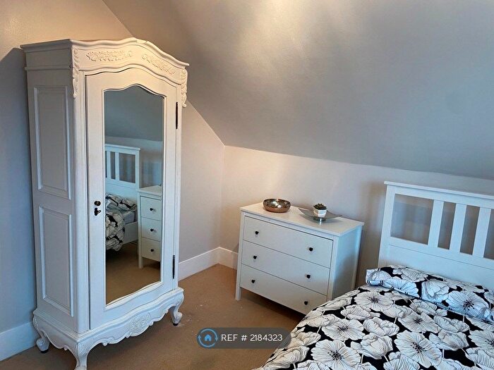 Studio To Rent In Howden Road, Crystal Palace, SE25