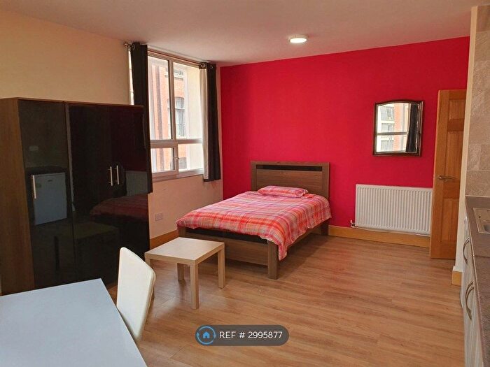 Studio To Rent In Cobourg Street, Manchester, M1