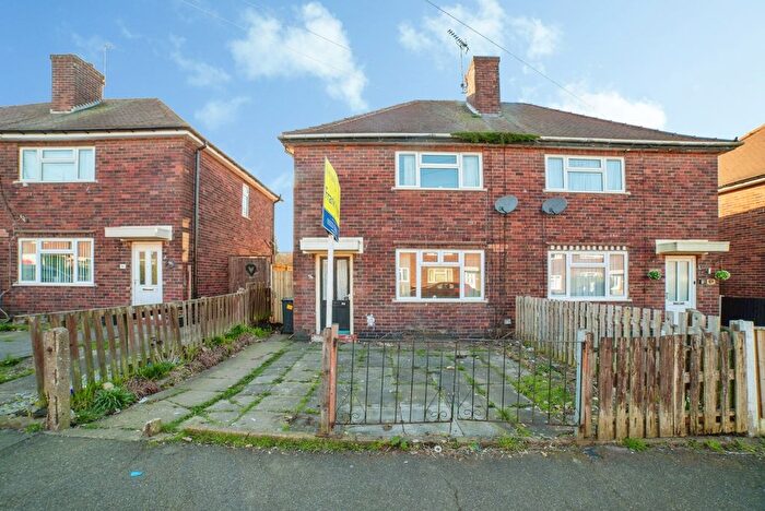 2 Bedroom Semi-Detached House For Sale In Alexandra Street, Kirkby-In-Ashfield, Nottingham, Nottinghamshire, NG17