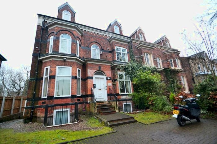 2 Bedroom Apartment To Rent In Wellington Road, Whalley Range, Manchester, M16