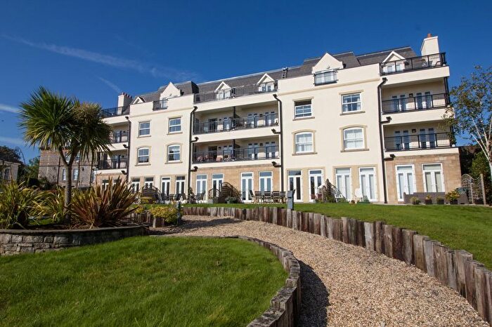 2 Bedroom Flat To Rent In Bridgeman Road, Penarth, CF64