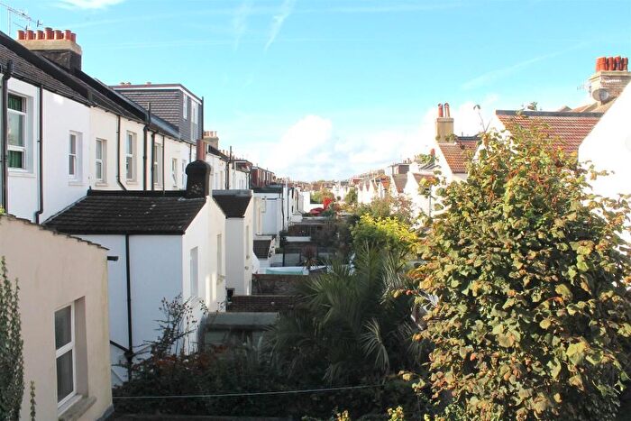 2 Bedroom Flat To Rent In Sackville Road, Hove, East Sussex, BN3