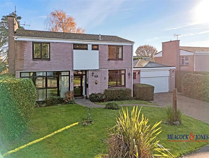 4 Bedroom Detached House For Sale In Tor Bryan, Ingatestone, Essex, CM4