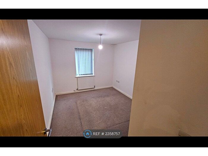 1 Bedroom Flat To Rent In Mullins House, Cheltenham, GL51