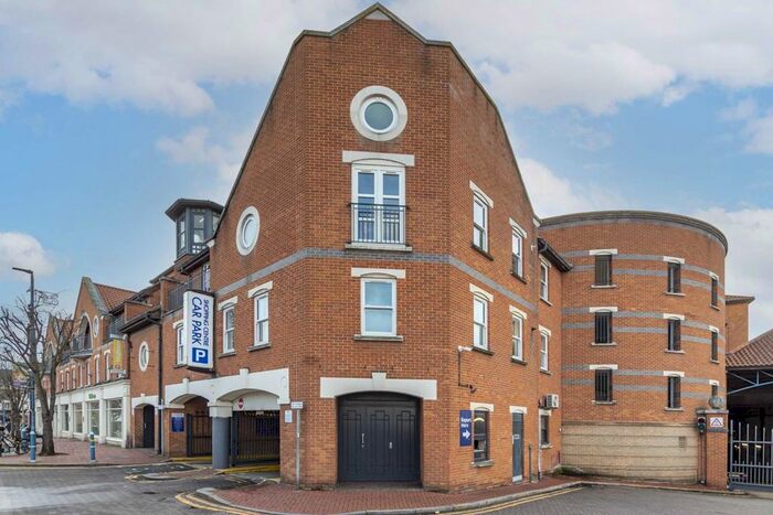 1 Bedroom Flat To Rent In Lacy Road, London, SW15