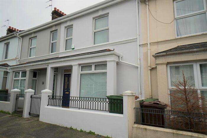2 Bedroom Property To Rent In Tresillian Street, Cattedown, Plymouth PL4