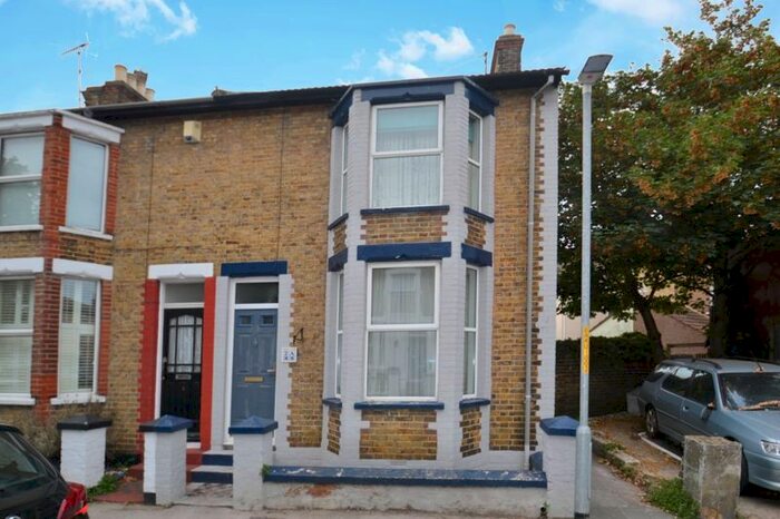 Property To Rent In Alma Road, Sheerness, ME12