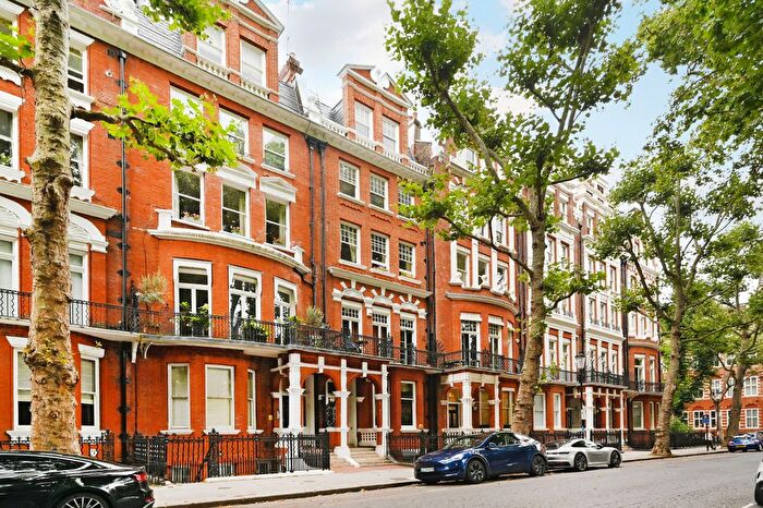 1 Bedroom Flat For Sale In Bramham Gardens, SW5