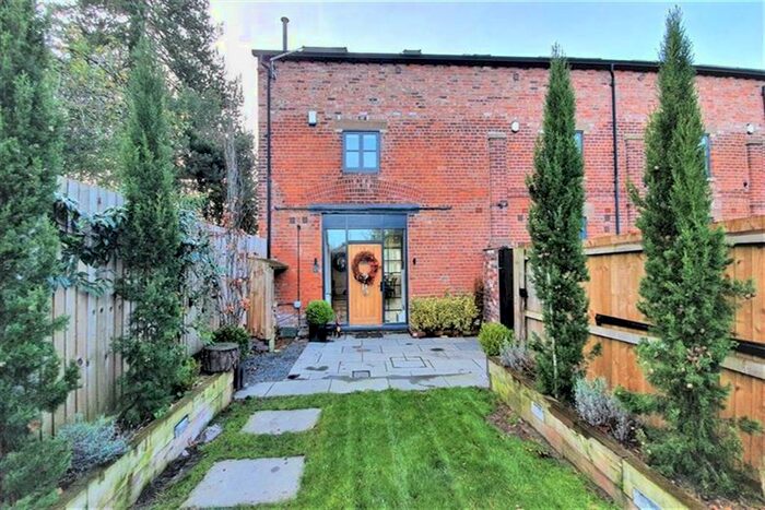 3 Bedroom Mews To Rent In Pear Tree Farm Barns, Chelford Road, Marthall, Knutsford, WA16