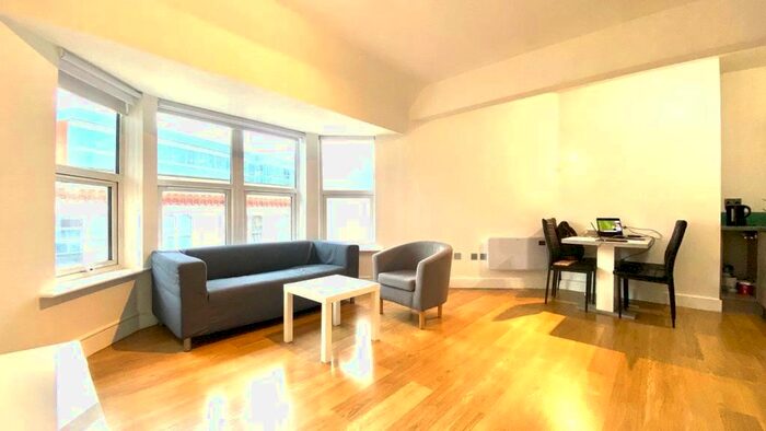 2 Bedroom Flat To Rent In Il Libro Court, Kings Road, Reading, Berkshire, RG1
