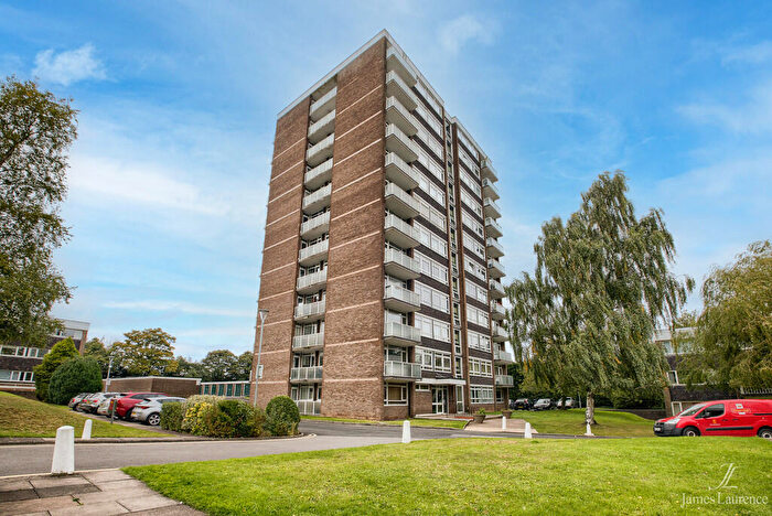 2 Bedroom Apartment To Rent In High Point, Richmond Hill Road, Edgbaston, B15