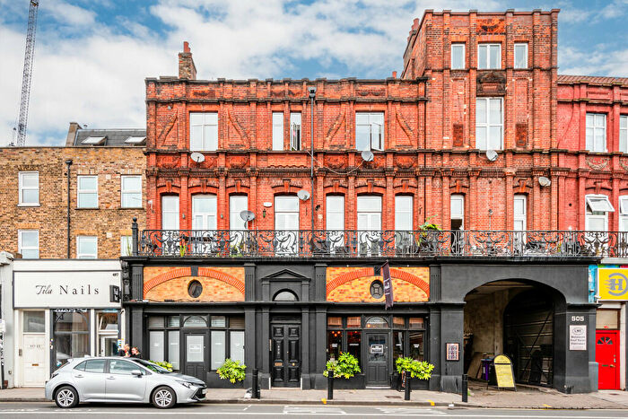 1 Bedroom Flat For Sale In Hackney Road, E2
