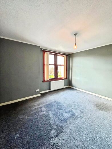 2 Bedroom Flat To Rent In Caird Avenue, Dundee, Angus, DD3