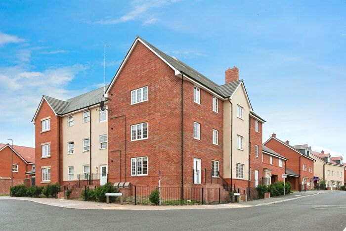 2 Bedroom Flat For Sale In Buccas Lane, Buckingham, MK18