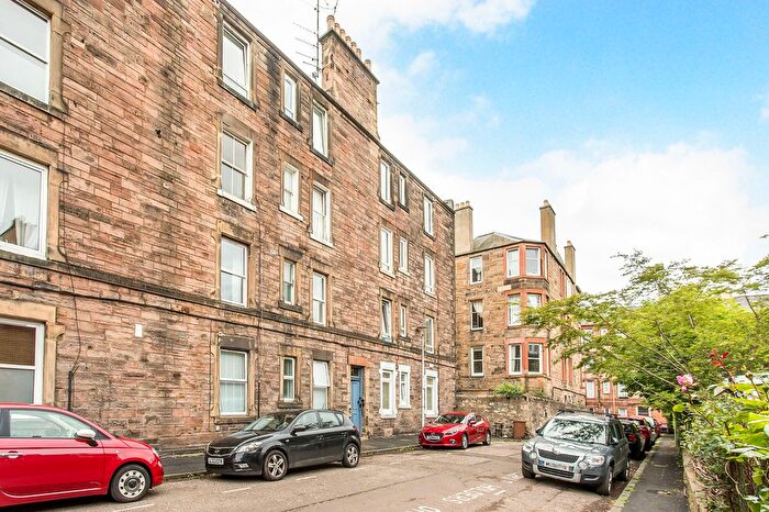 1 Bedroom Flat For Sale In / Maryfield, Abbeyhill, Edinburgh, EH7