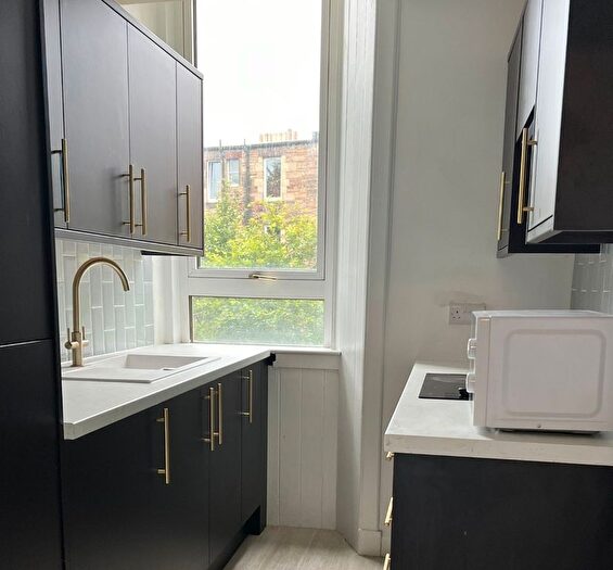 2 Bedroom Flat To Rent In Gorgie Road, Gorgie, Edinburgh, EH11