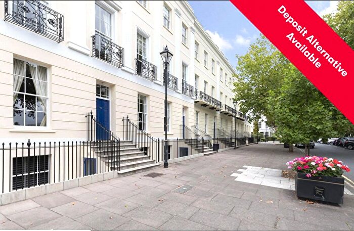 3 Bedroom Flat To Rent In The Broad Walk, Imperial Square, Cheltenham, Gloucestershire, GL50