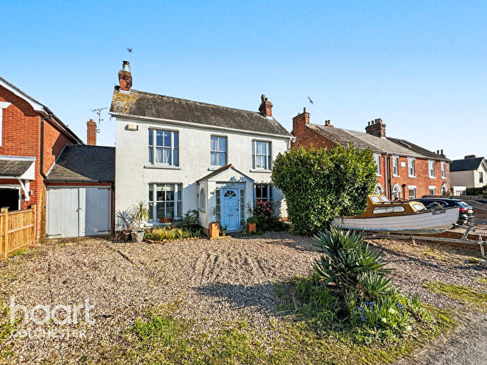 3 Bedroom Detached House For Sale In High Street North, West Mersea, CO5