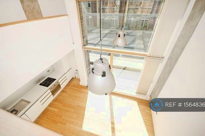 2 Bedroom Flat To Rent In Kingsland Road, Hackney, E8