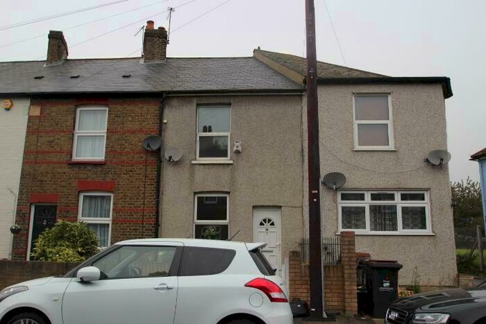 2 Bedroom Terraced House To Rent In Bridge Road, Orpington, Kent, BR5