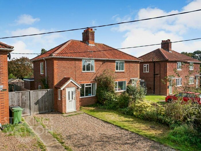 3 Bedroom Semi-Detached House For Sale In The Street, Alburgh, Harleston, IP20