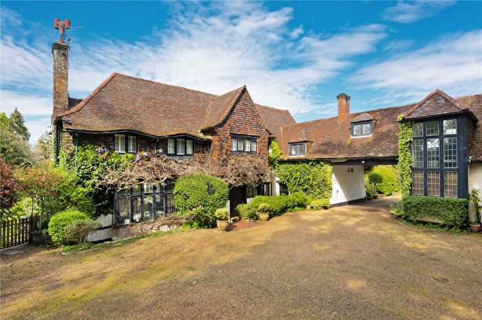5 Bedroom Detached House For Sale In Woodlands Road, Surbiton, Surrey, KT6
