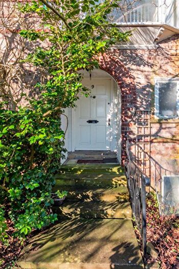 7 Bedroom Detached House For Sale In Harrop Road, Hale, Altrincham, WA15