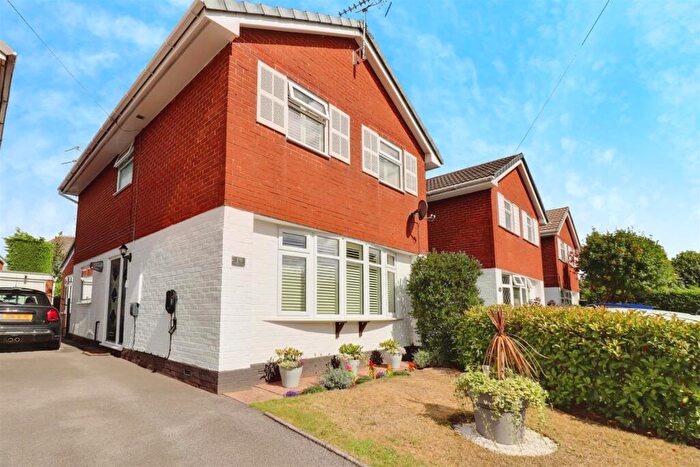 3 Bedroom Detached House For Sale In Weaver Close, Sandbach, CW11