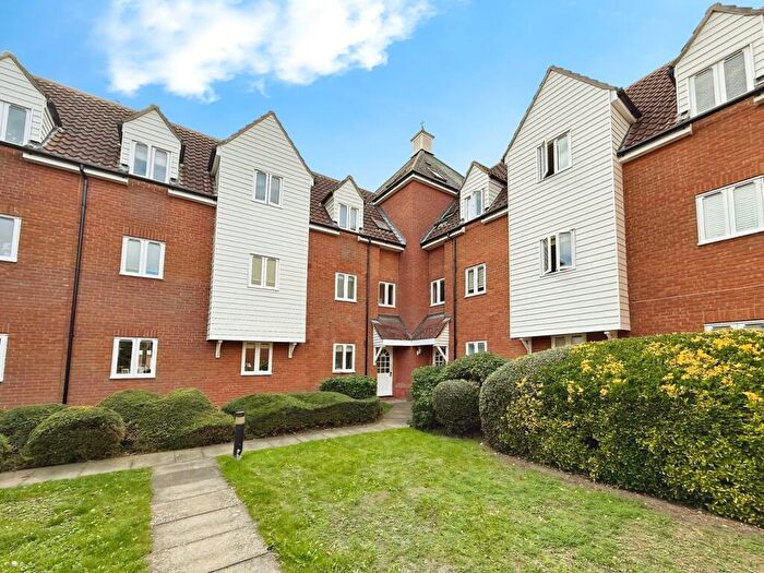 1 Bedroom Apartment For Sale In Melba Court, Writtle, Chelmsford, CM1