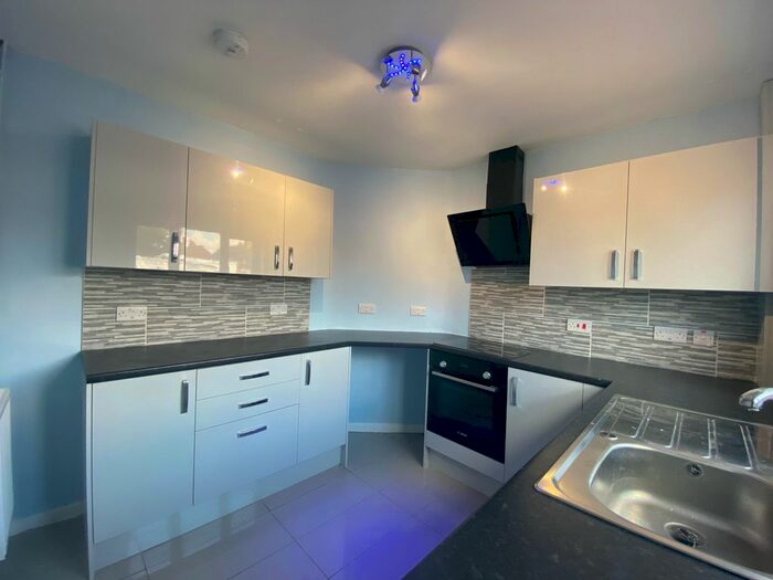 2 Bedroom Semi-Detached House To Rent In Glastonbury Crescent, Bloxwich, Walsall, WS3