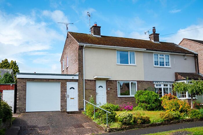 3 Bedroom Semi-Detached House For Sale In Riggotts Way, Cutthorpe, Chesterfield, S42