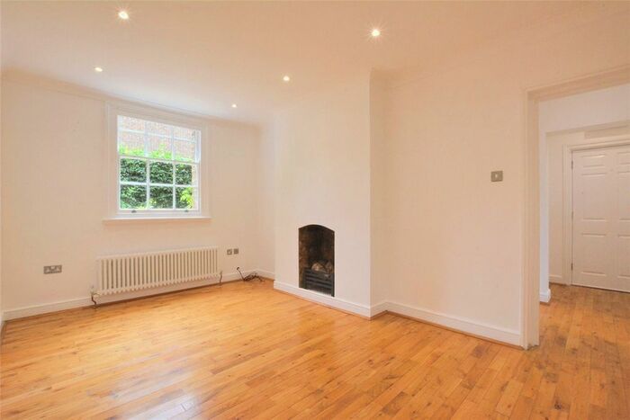 2 Bedroom Flat To Rent In Dartmouth House, Dartmouth Row, Greenwich, London, SE10