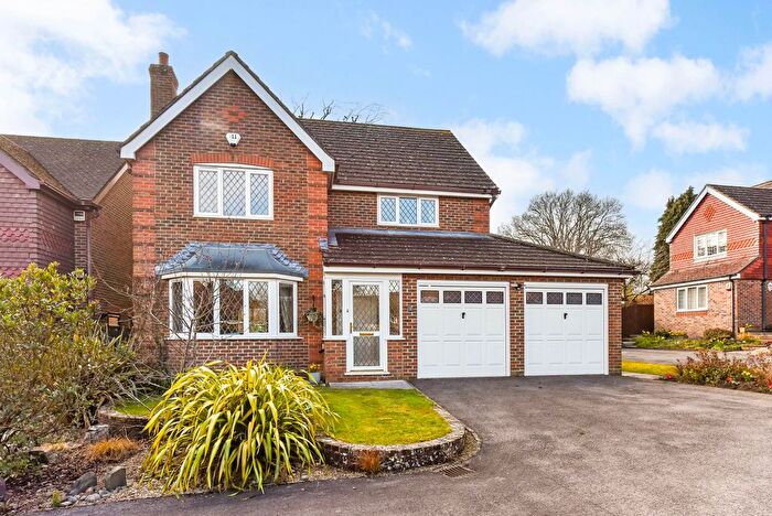 4 Bedroom Detached House For Sale In Home Way, Petersfield, Hampshire, GU31