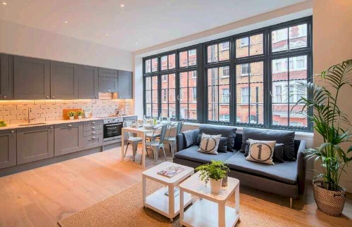 1 Bedroom Flat To Rent In Great Titchfield Street, London, W1W