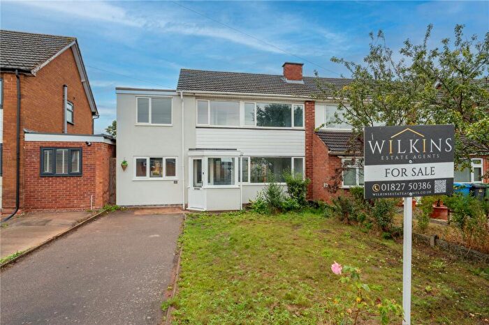 4 Bedroom Semi-Detached House For Sale In Highcliffe Road, Tamworth, Staffordshire, B77