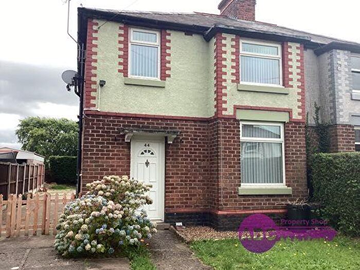 3 Bedroom Semi-Detached House To Rent In Bailey Avenue, Ellesmere Port, Cheshire, CH65