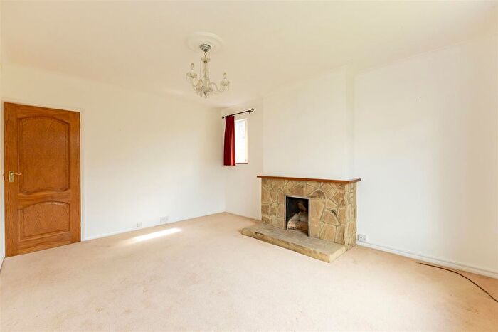 2 Bedroom Detached Bungalow For Sale In Knebworth Road, Bexhill-On-Sea, TN39