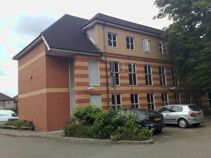 1 Bedroom Flat To Rent In Watford Way, London, NW7