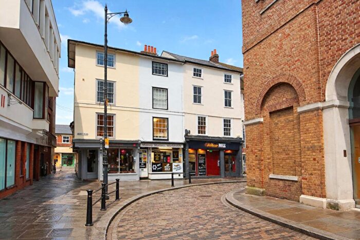 1 Bedroom Flat For Sale In Honey Lane, Hertford, SG14